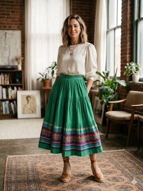 Vintage Maxi Green Embroidered Tiered Skirt / Made in the USA 🇺🇸